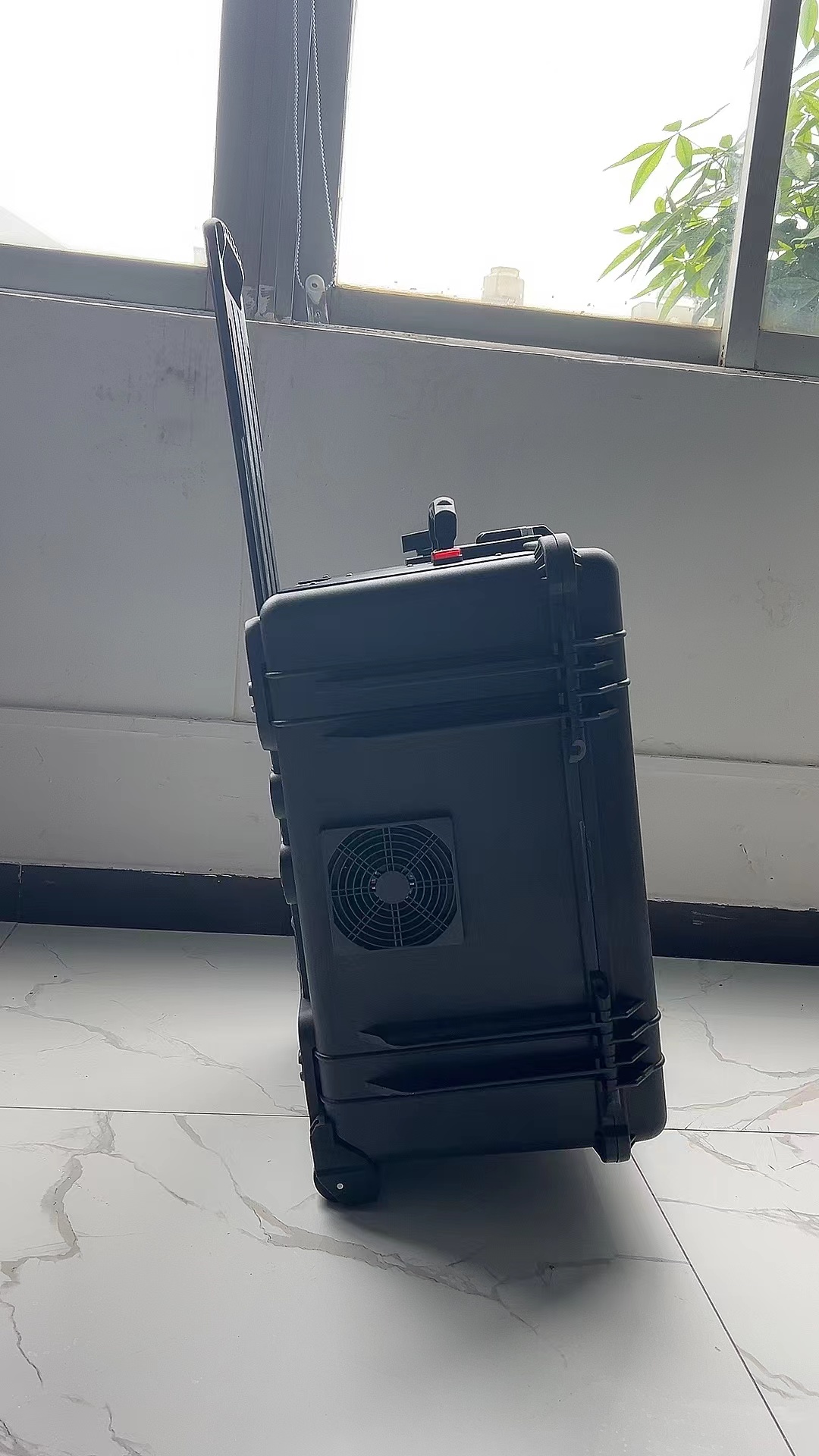 西充手拉箱型移动通信干扰器